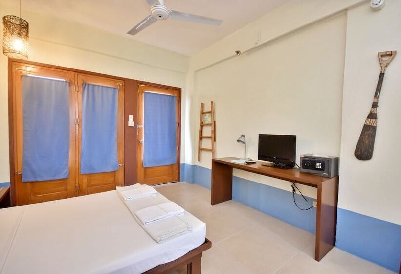 فندق Agos Boracay Rooms + Beds