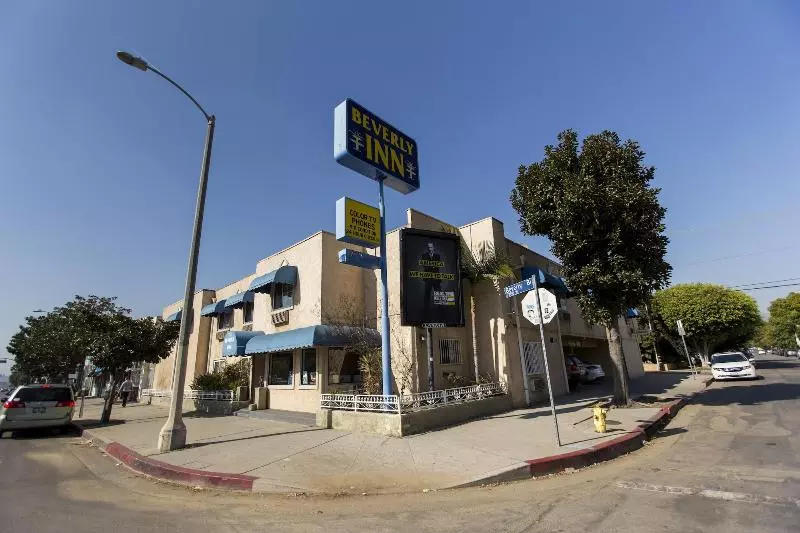 בית מלון כפרי Beverly Inn