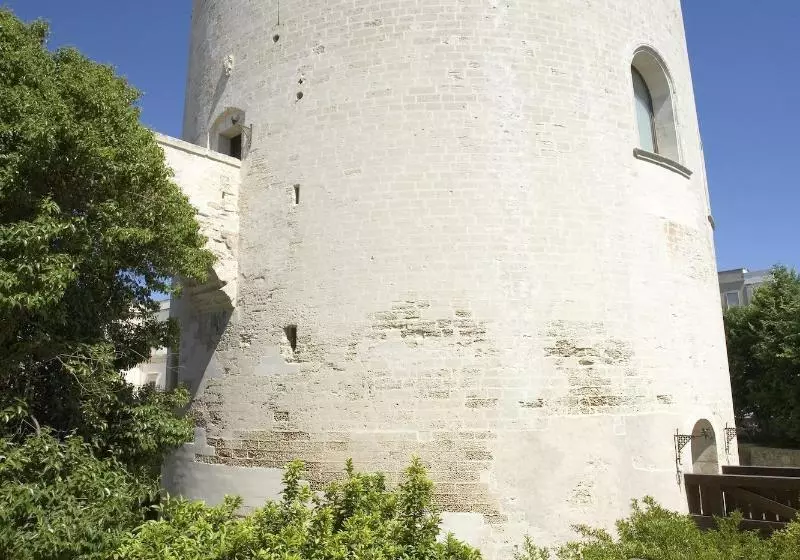 هتل Torre Del Parco