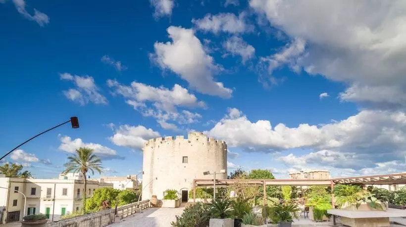 هتل Torre Del Parco