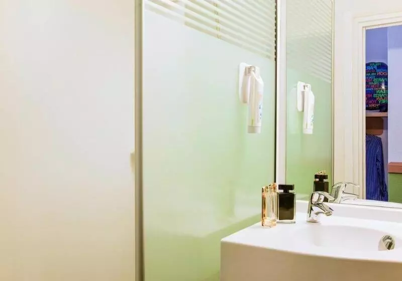 Hotelli Ibis Budget Paris Porte De Pantin