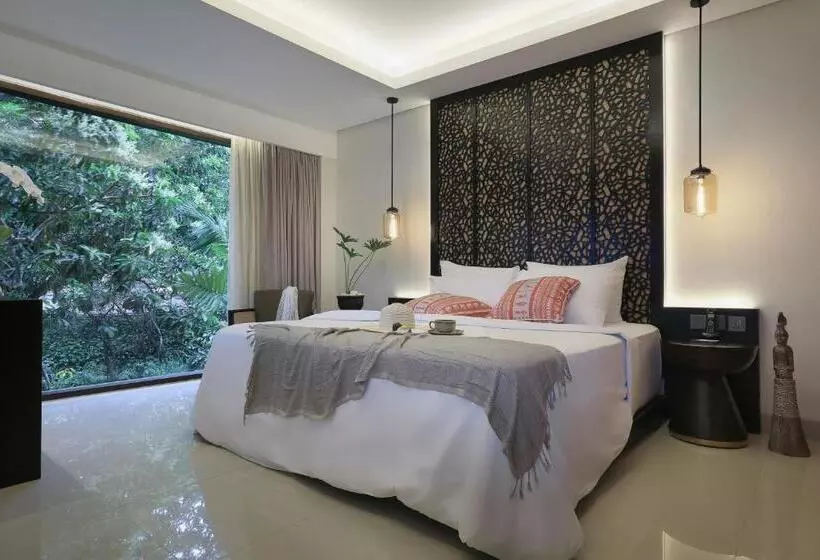 Отель Sanctoo Suites & Villas