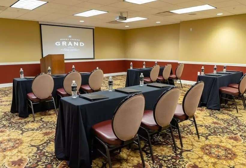 בית מלון כפרי The Mount Vernon Grand