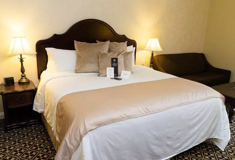 בית מלון כפרי The Mount Vernon Grand