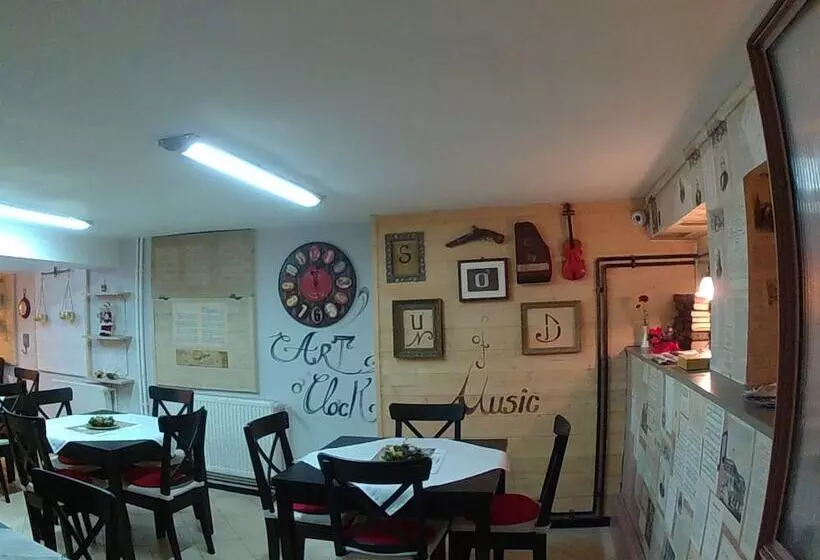 호텔 Pensiunea Fortuna