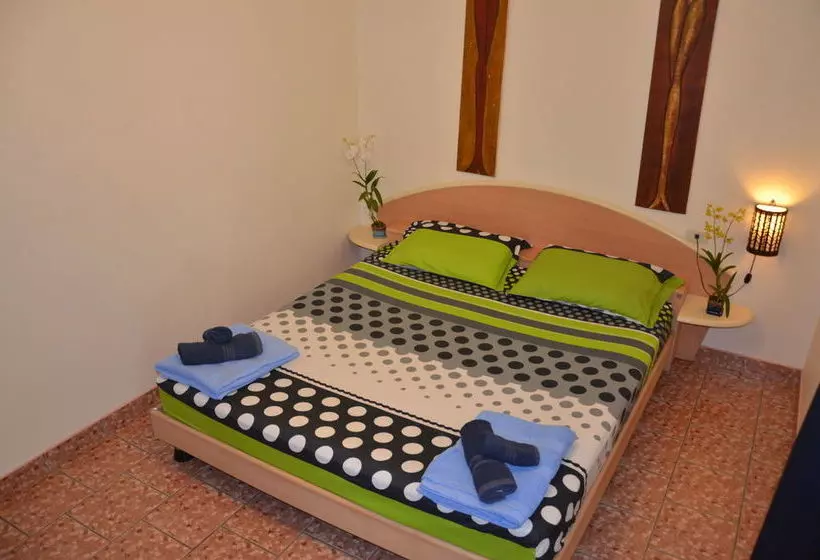 Majatalo Rawai Garden Bungalows