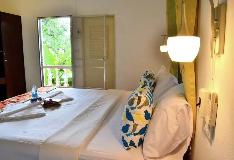 Wandee Bed And Breakfast Hostel