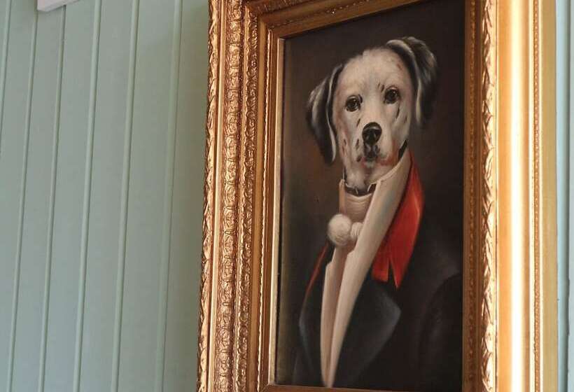 호스텔 Dog And Castle