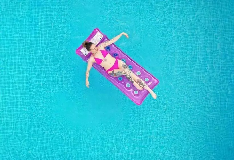 Retkeilymaja Dog And Castle