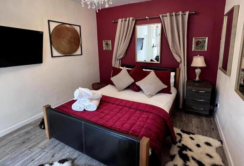 호스텔 Dog And Castle