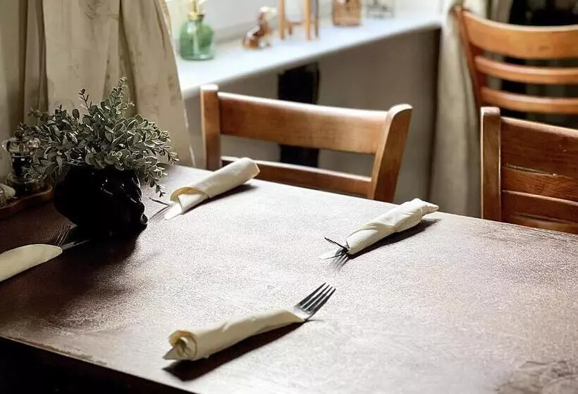 Retkeilymaja Dog And Castle