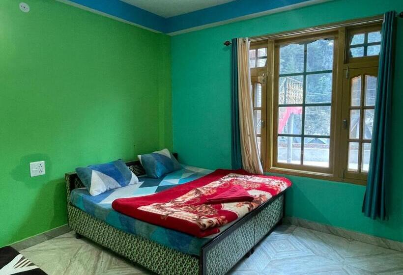 호스텔 Chojh Inn Guest House