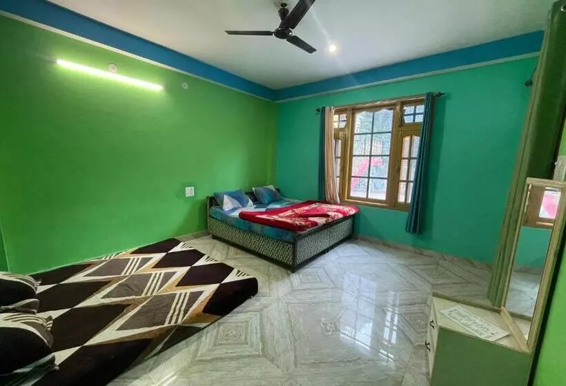 ユースホステル Chojh Inn Guest House