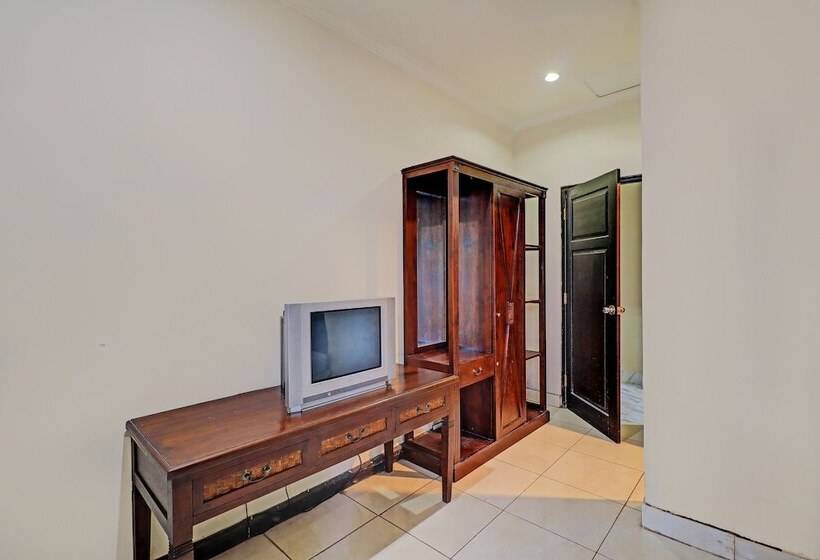 فندق Oyo 92439 Tower Klungkung