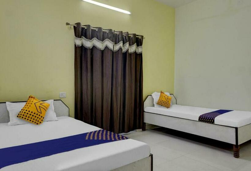 בית מלון כפרי Oyo Home Shankar