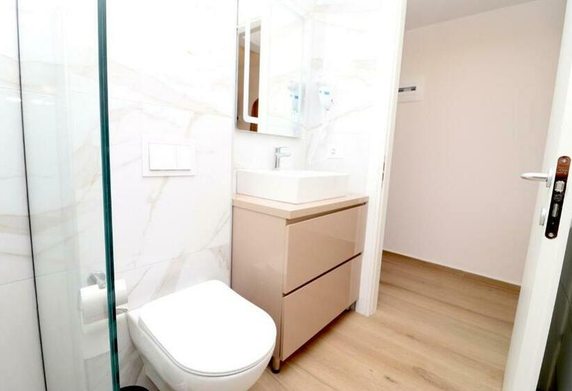 Auberge Hôtelière Fegi Rooms