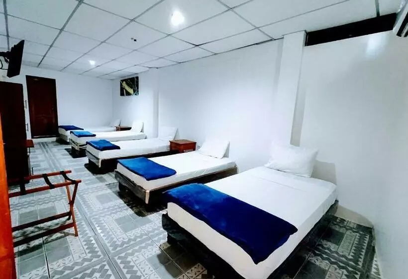 Retkeilymaja Hostal Gardner