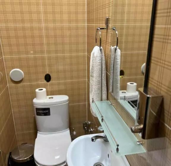 Hayot Hostel