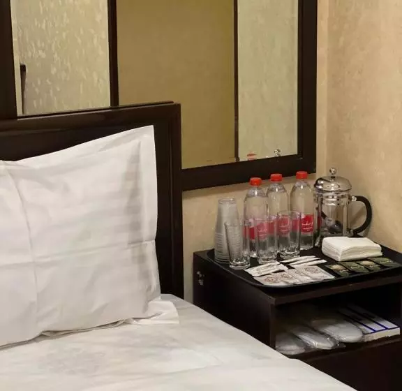 Hayot Hostel