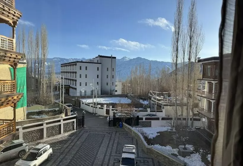 ホテル The Gawaling Ladakh