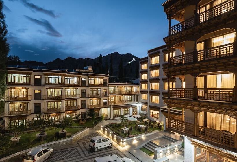 Hotel The Gawaling Ladakh