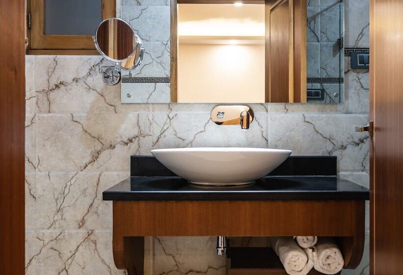 Hotel The Gawaling Ladakh