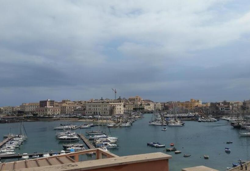 민박 Aretè Guest House