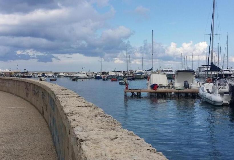 민박 Aretè Guest House