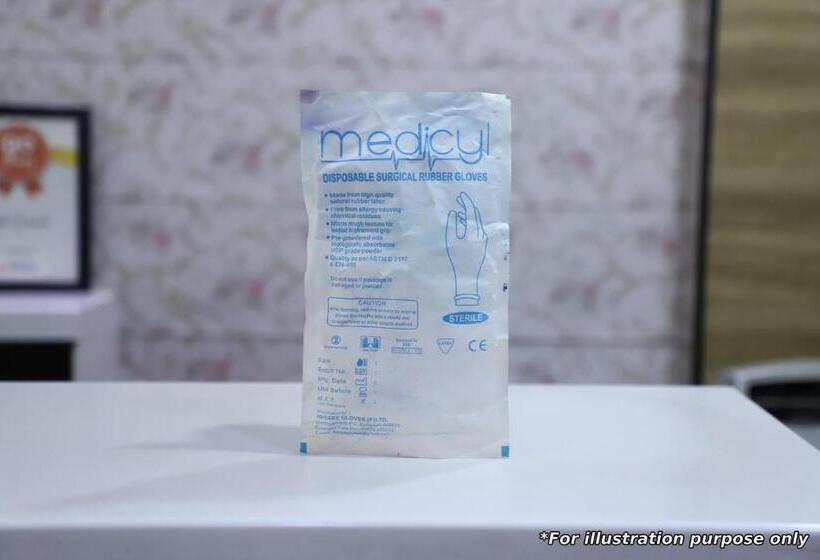 ホテル Capital O 84457 Heven