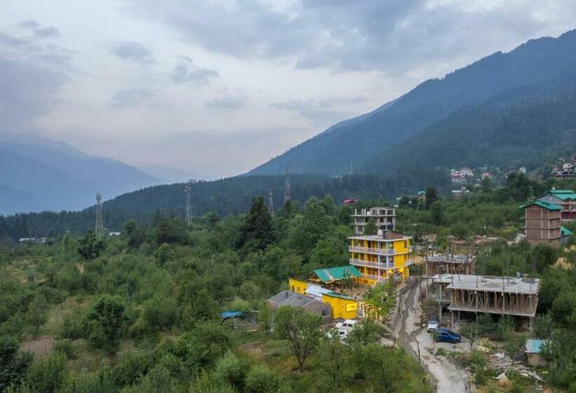 בית מלון כפרי Whoopers Hostel Manali