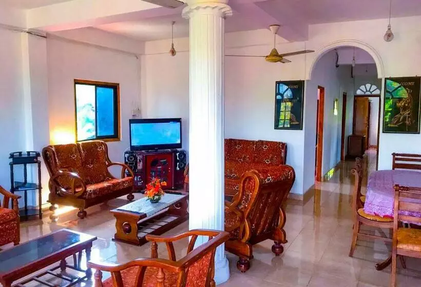 پانسیون Geesh Residence : Rooms In Jaffna
