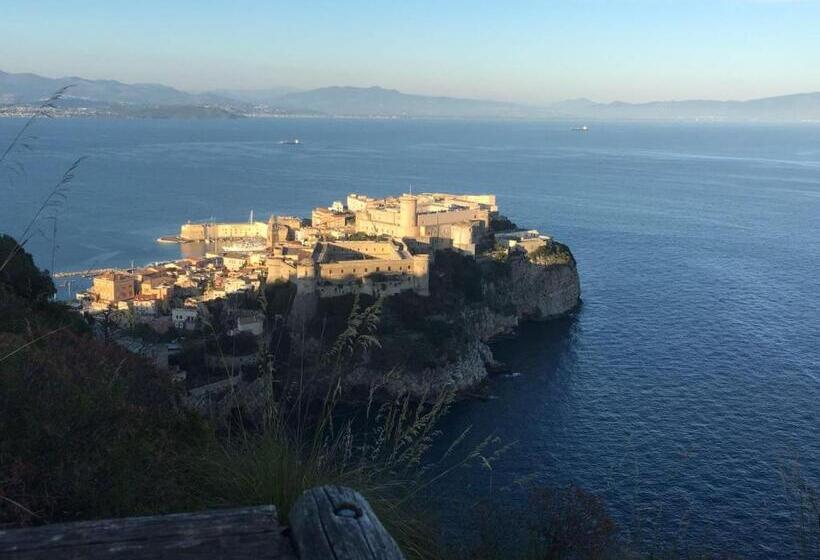 Brezza Di Mare Gaeta B&b