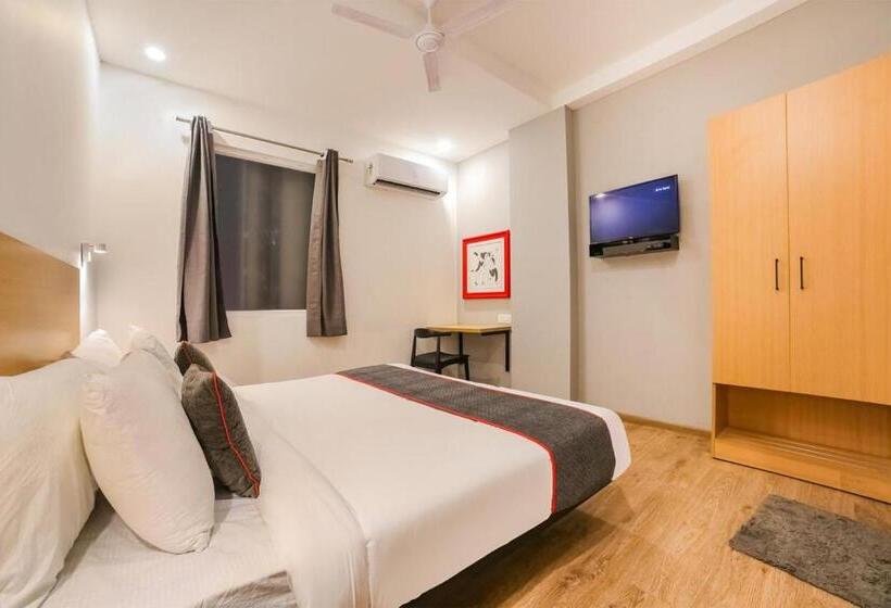 בית מלון כפרי Admire Inn Atta Market, Noida Sector 18