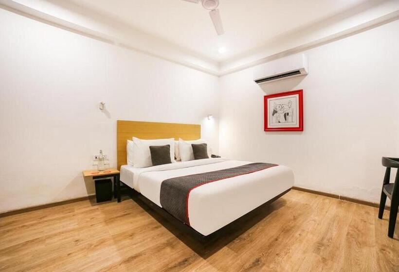 בית מלון כפרי Admire Inn Atta Market, Noida Sector 18