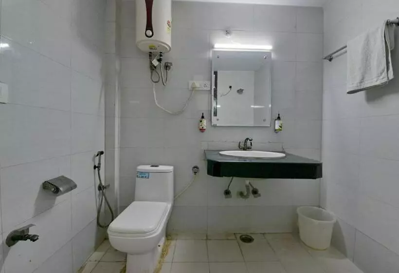 ホテル Admire Inn Atta Market, Noida Sector 18