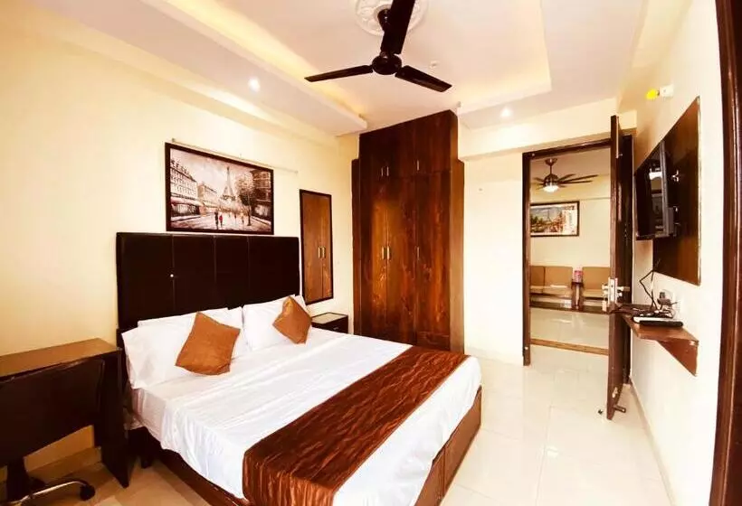 ホテル Admire Inn Atta Market, Noida Sector 18