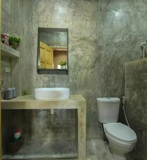 Hotelli Tk Beach Resort Koh Mak