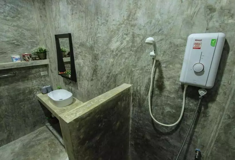 Hotelli Tk Beach Resort Koh Mak