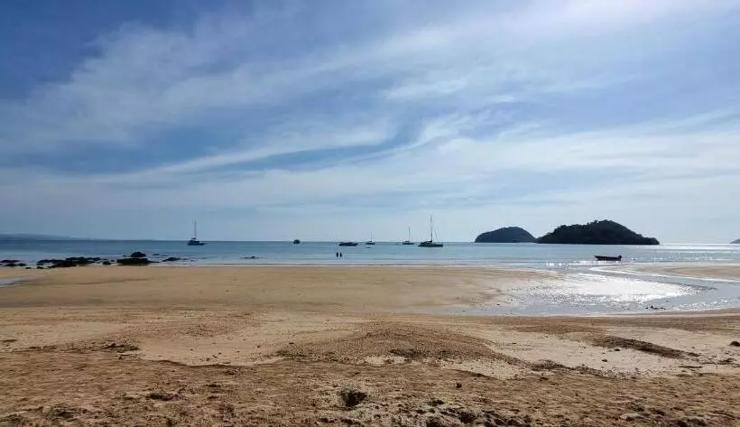 Hotelli Tk Beach Resort Koh Mak