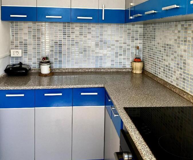 膳宿费 Vila M Vera Rooms With Kitchen And Apartments