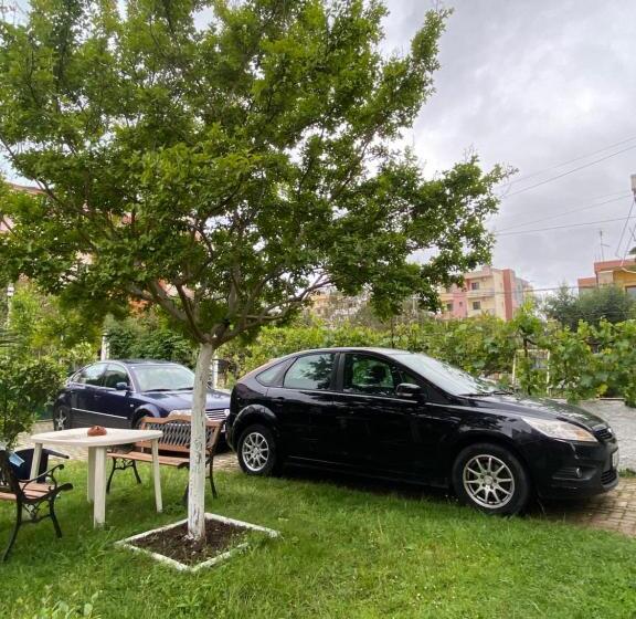 膳宿费 Vila M Vera Rooms With Kitchen And Apartments