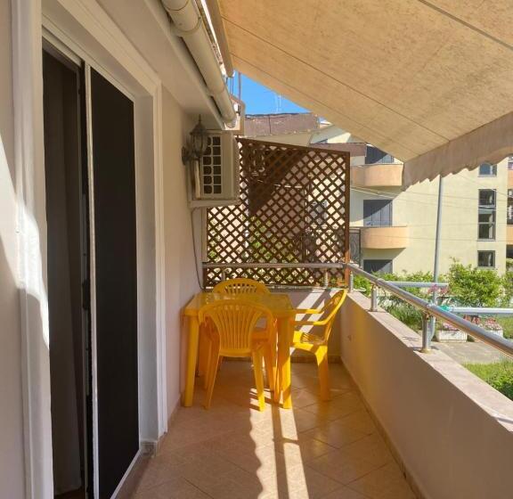 膳宿费 Vila M Vera Rooms With Kitchen And Apartments