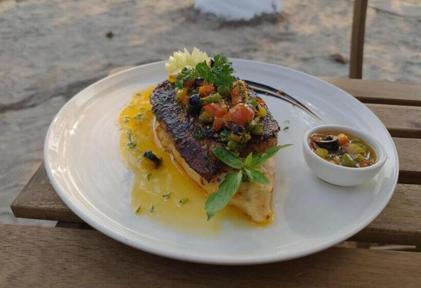 Buena Vida Beach Resort