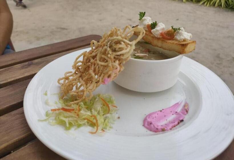 Buena Vida Beach Resort