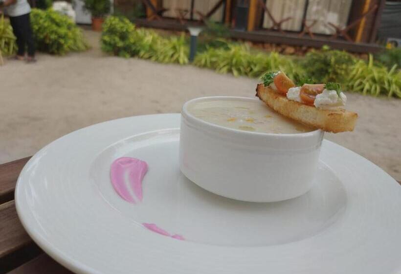 Buena Vida Beach Resort