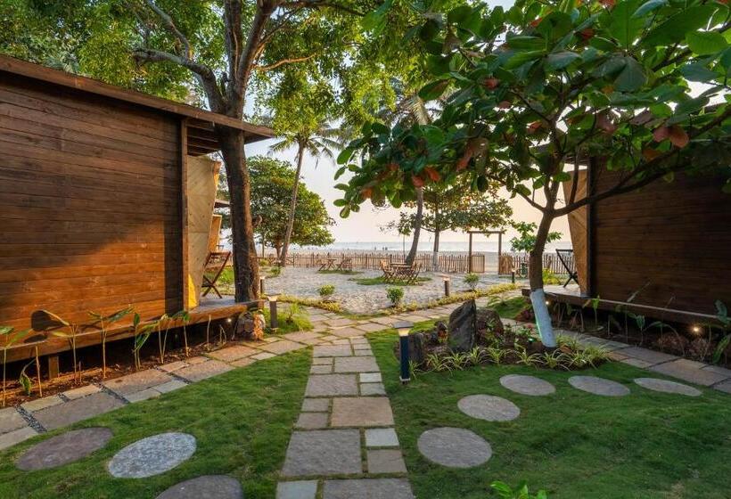 Buena Vida Beach Resort