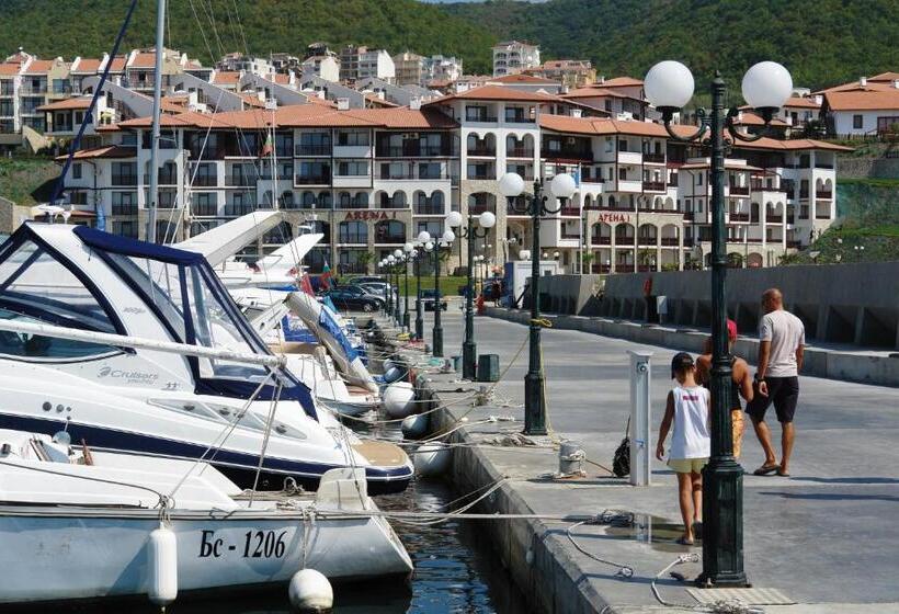 هتل Arena Apart Complex