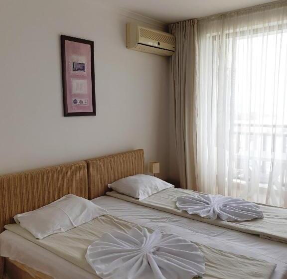 هتل Arena Apart Complex