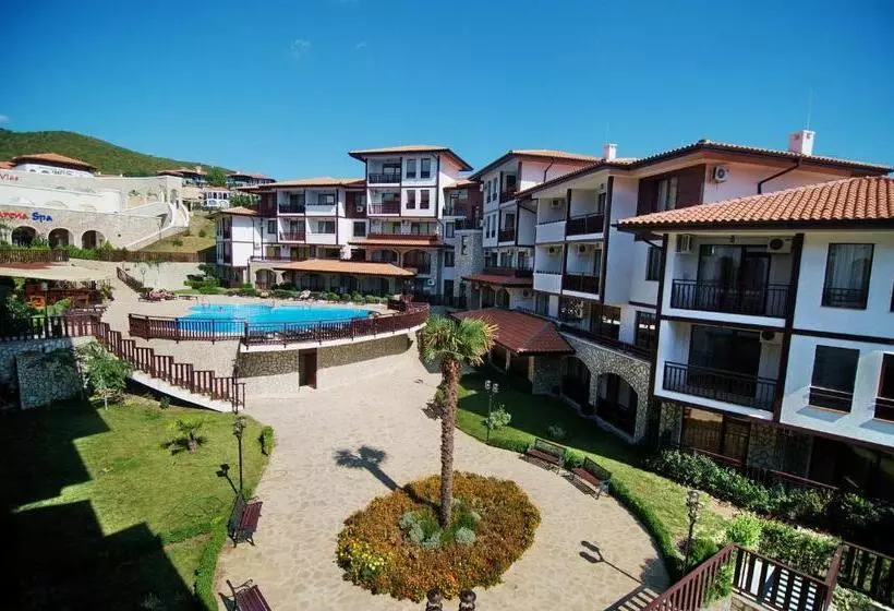Hotelli Arena Apart Complex