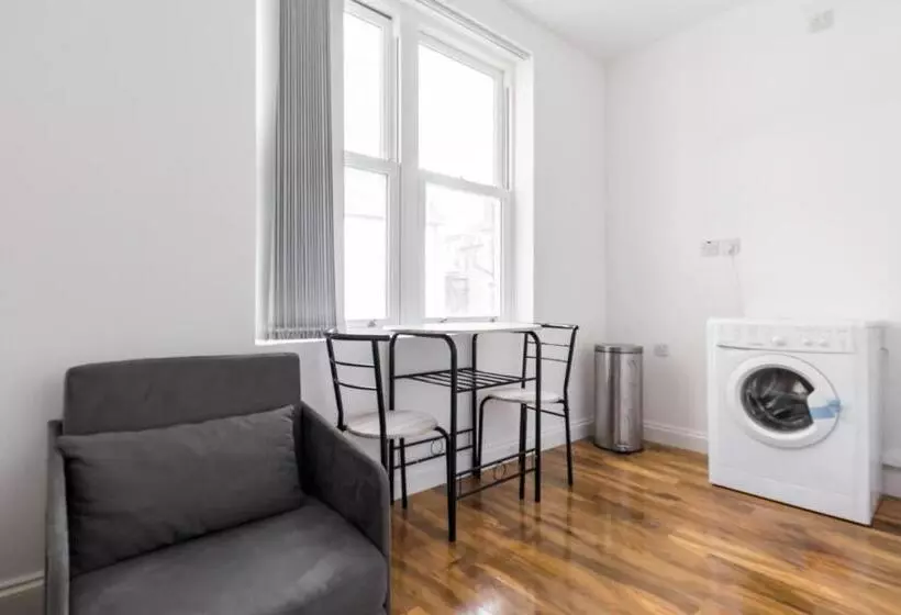 ペンション City Rooms